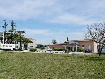Logis Drom'Sud Hotel Donzère Esterno foto